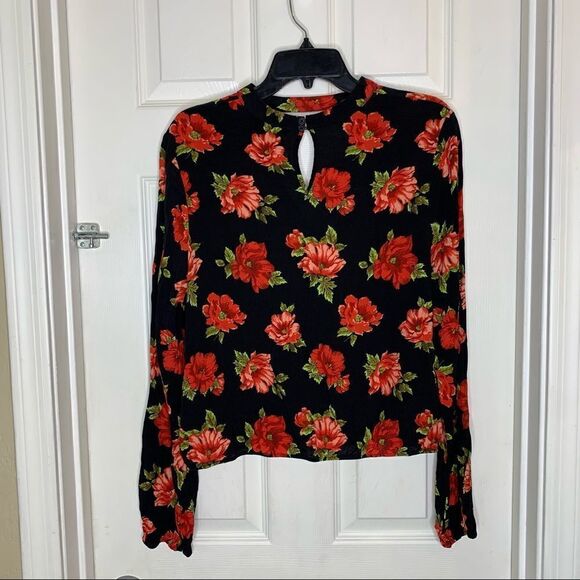 Forever 21 Plus Floral Cropped Top Size 2X - Picture 11 of 12